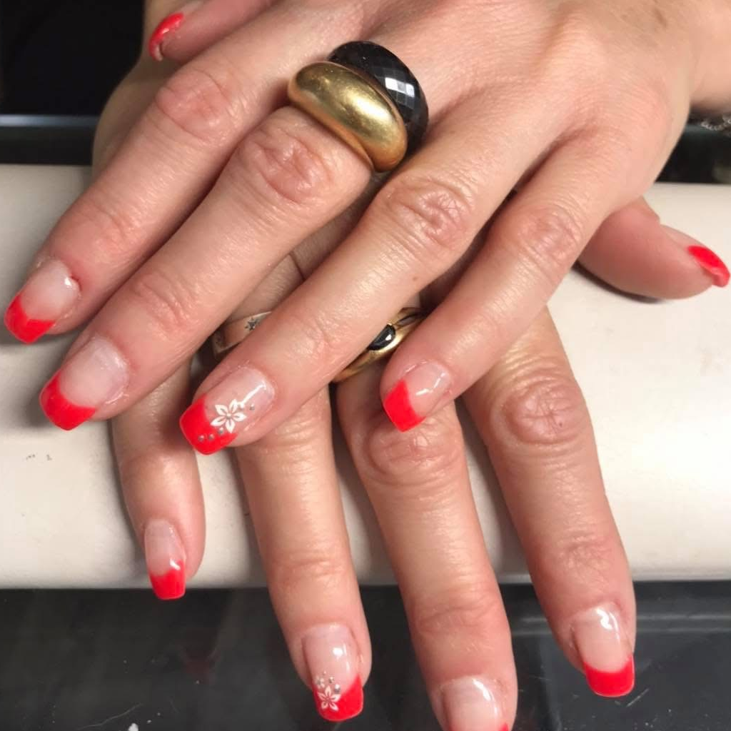 French manicure classique